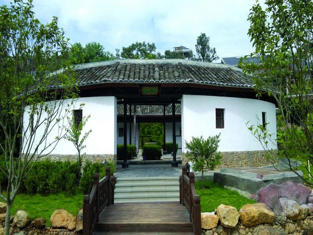 Longyan Liancheng Tianyi Hotsprings Resort